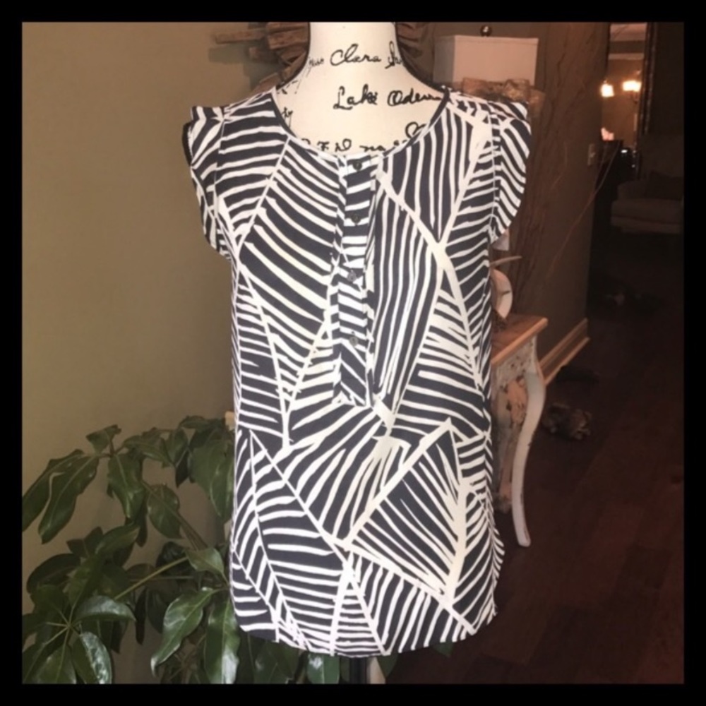 Loft Ruffled Sleeve Blouse - Picture 2 of 6